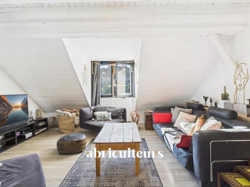 Maison ancienne - 433 m² - 16 pièces