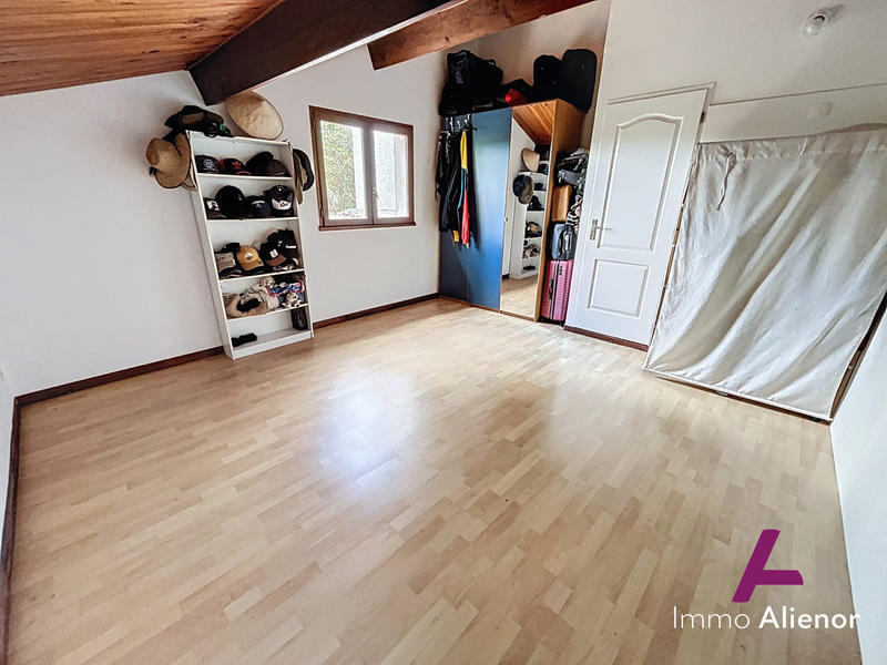 Maison - 130 m² - 4 pièces