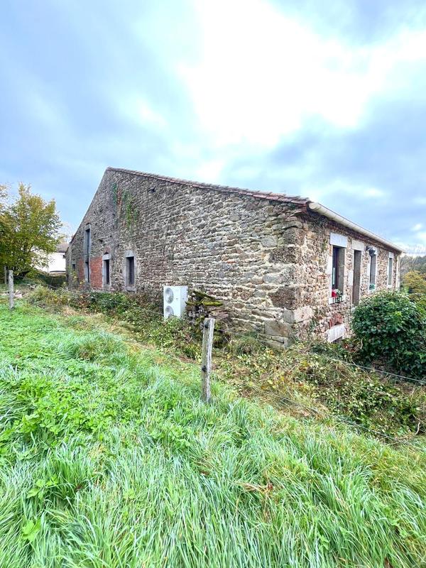 Maison - 327 m² - 10 pièces
