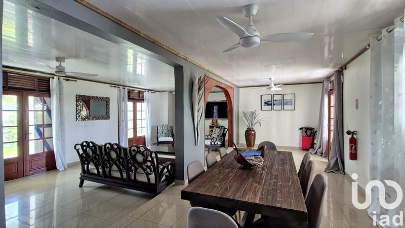 Maison - 195 m² - 6 pièces