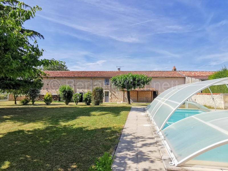 Maison en pierre - 146 m² - 4 pièces