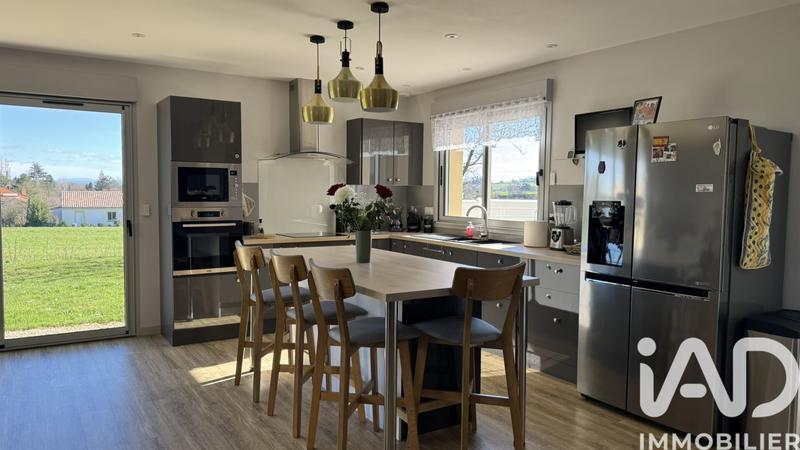 Maison - 122 m² - 5 pièces