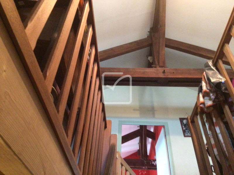 Maison - 244 m² - 12 pièces