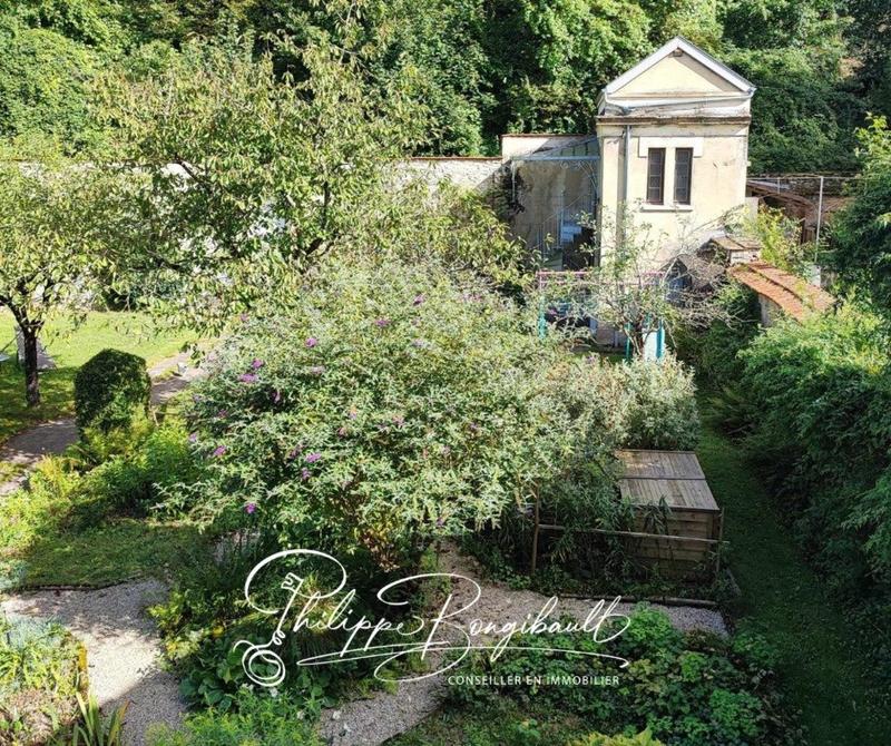 Maison de maîtres - 200 m² - 9 pièces