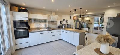 Pavillon - 108 m² - 6 pièces