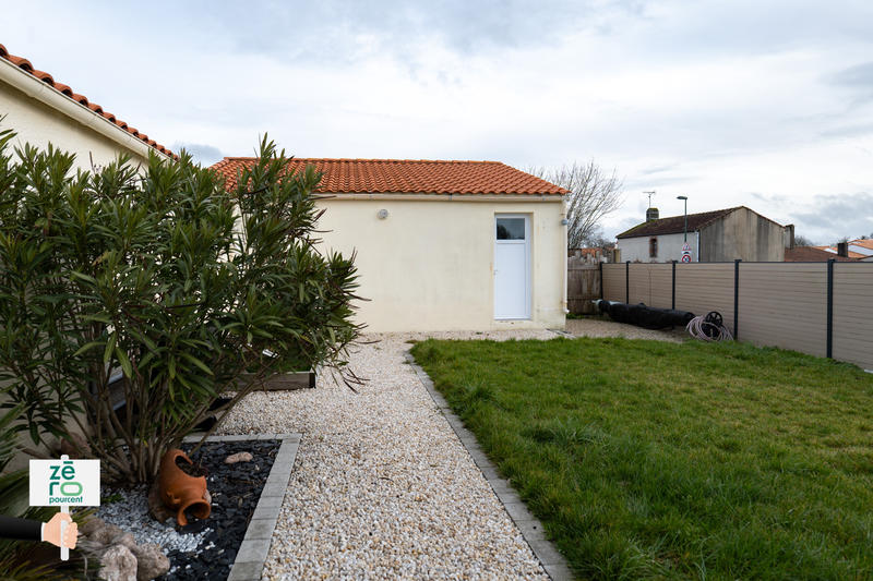 Maison - 211 m² - 8 pièces