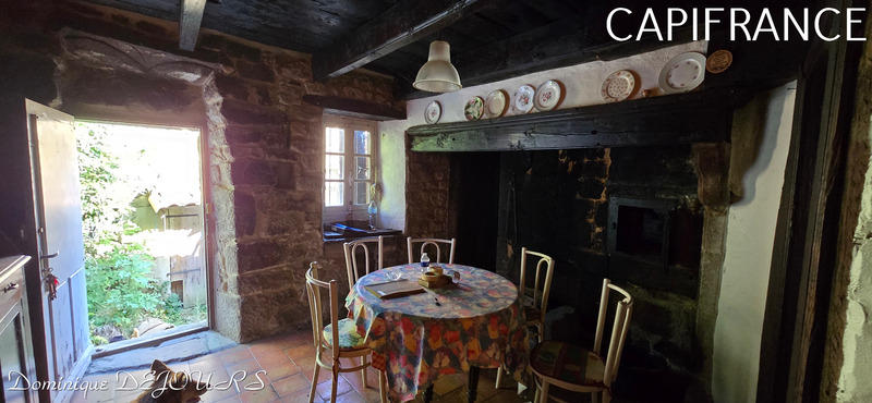 Maison - 200 m² - 6 pièces