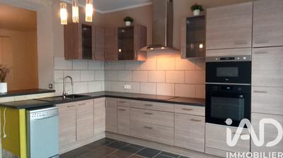 Maison - 77 m² - 5 pièces