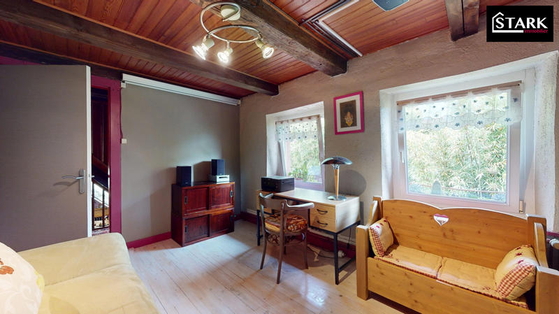 Maison - 177 m² - 7 pièces