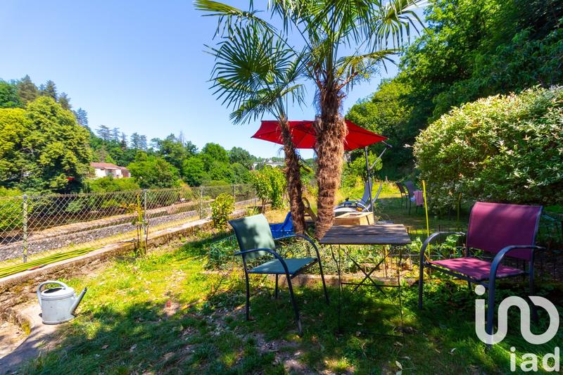 Maison - 185 m² - 11 pièces