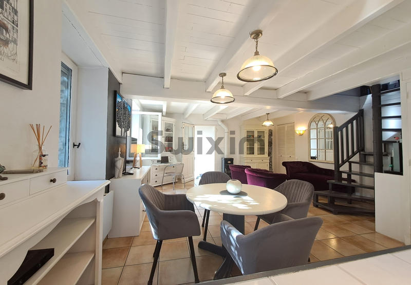 Maison de village - 166 m² - 6 pièces