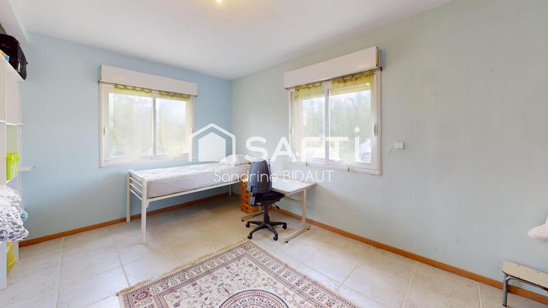 Maison - 282 m² - 8 pièces