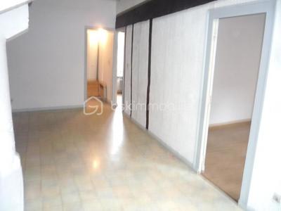 Immeuble - 128 m² - 8 pièces