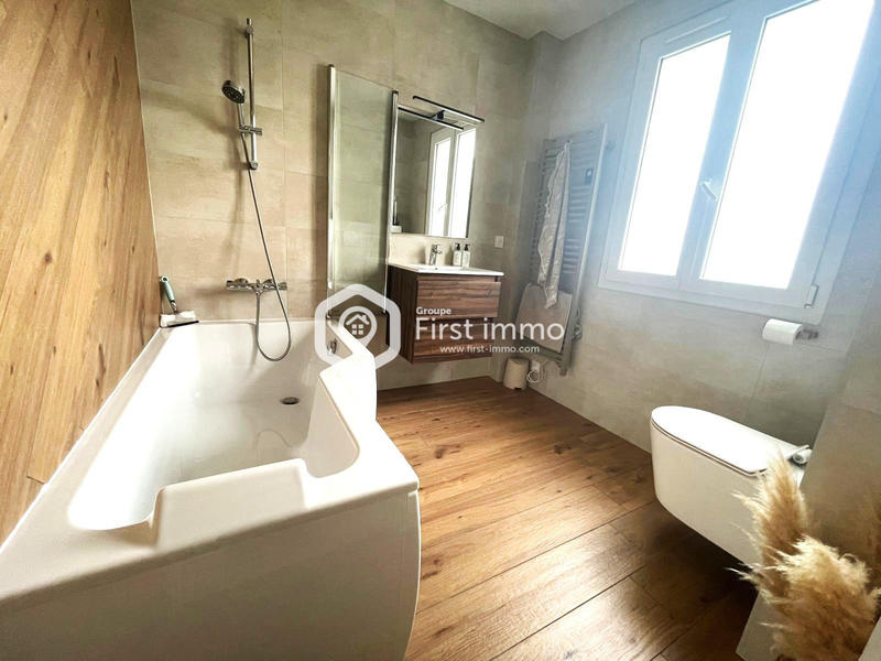 Maison - 150 m² - 6 pièces