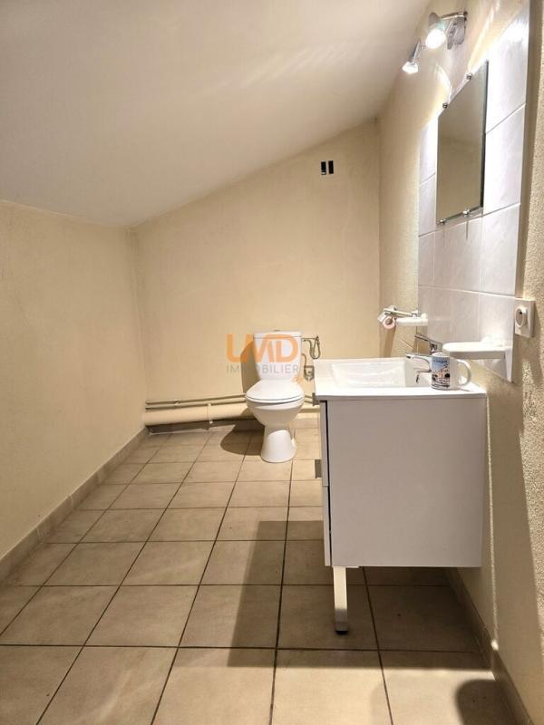 Maison traditionnelle - 166 m² - 6 pièces