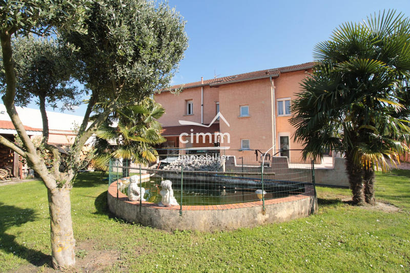 Maison - 209 m² - 8 pièces