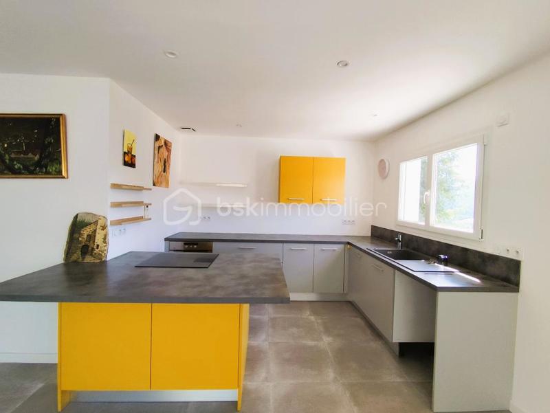 Maison - 76 m² - 5 pièces