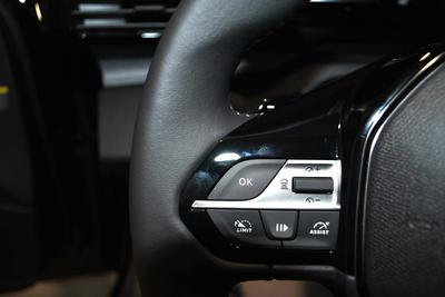 Peugeot 308 III 1.2 Puretech 130 Eat8 Allure Pack