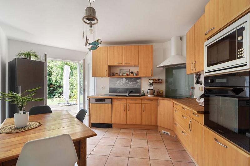 Maison - 224 m² - 7 pièces