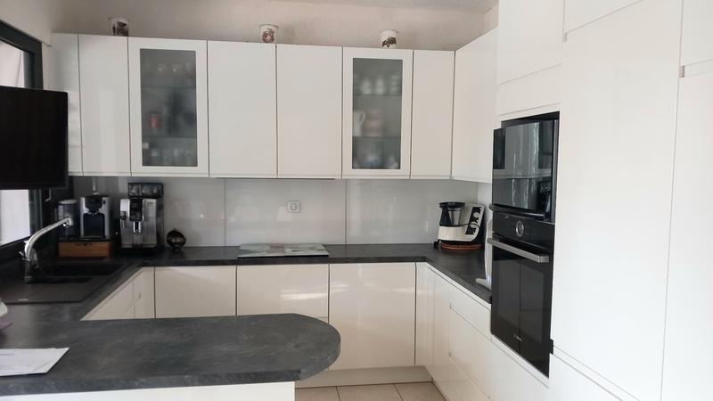 Villa - 280 m² - 10 pièces