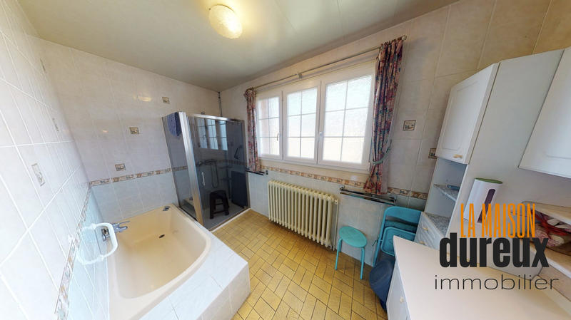 Maison - 136 m² - 5 pièces