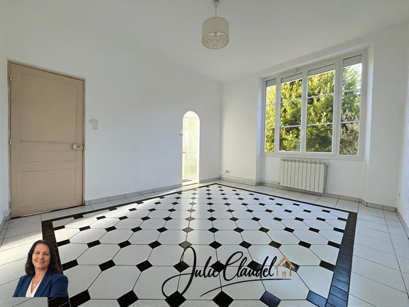 Maison - 151 m² - 7 pièces