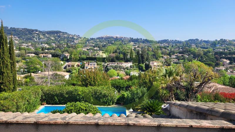 Maison - 152 m² - 6 pièces