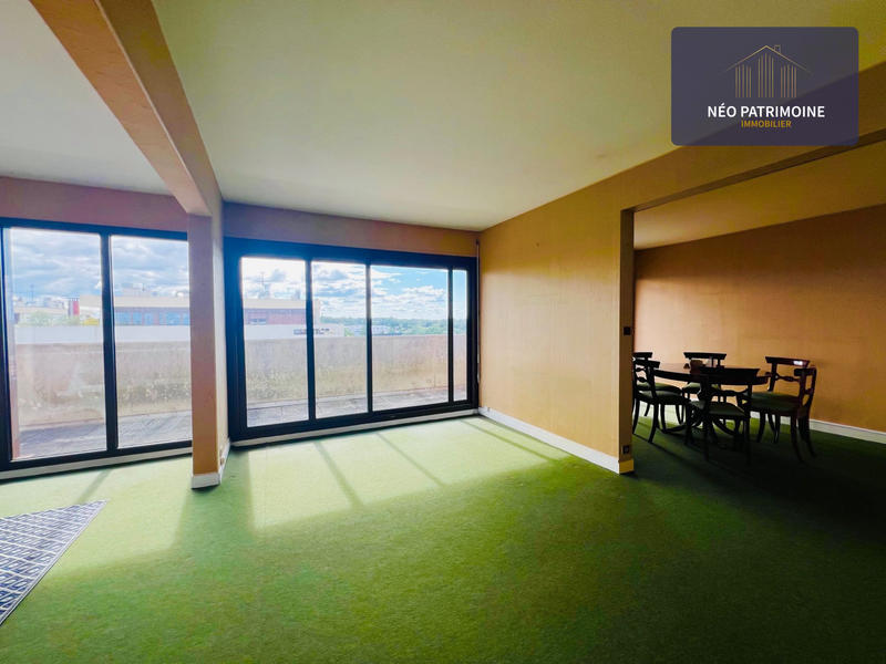 Appartement - 140 m² - 6 pièces