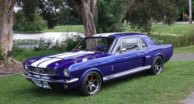 Ford Mustang Resto Mod
