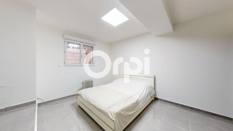 Appartement - 200 m² - 8 pièces