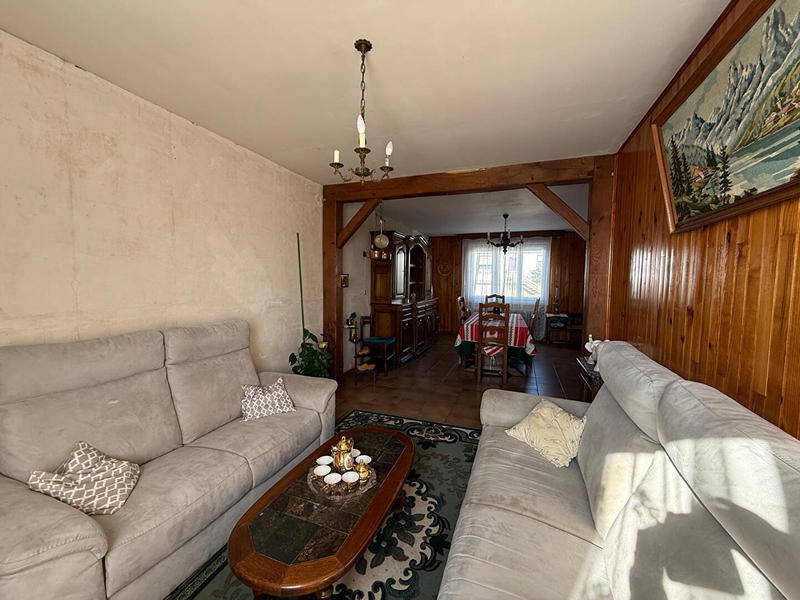 Maison - 90 m² - 4 pièces