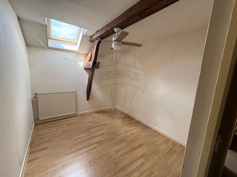 Maison - 102 m² - 5 pièces