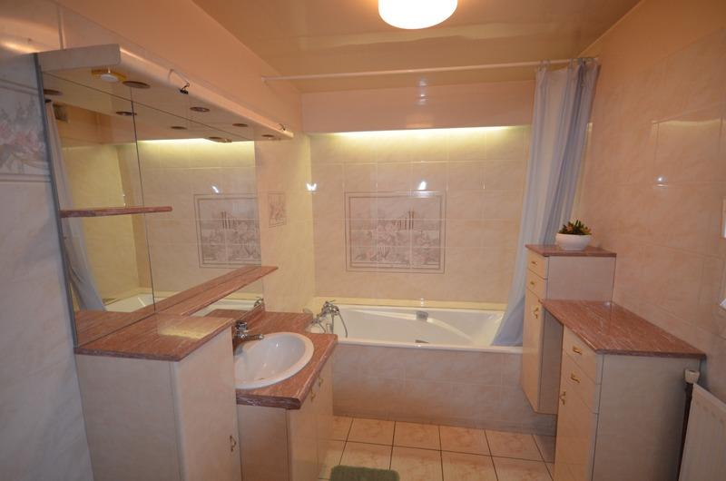 Maison - 196 m² - 6 pièces