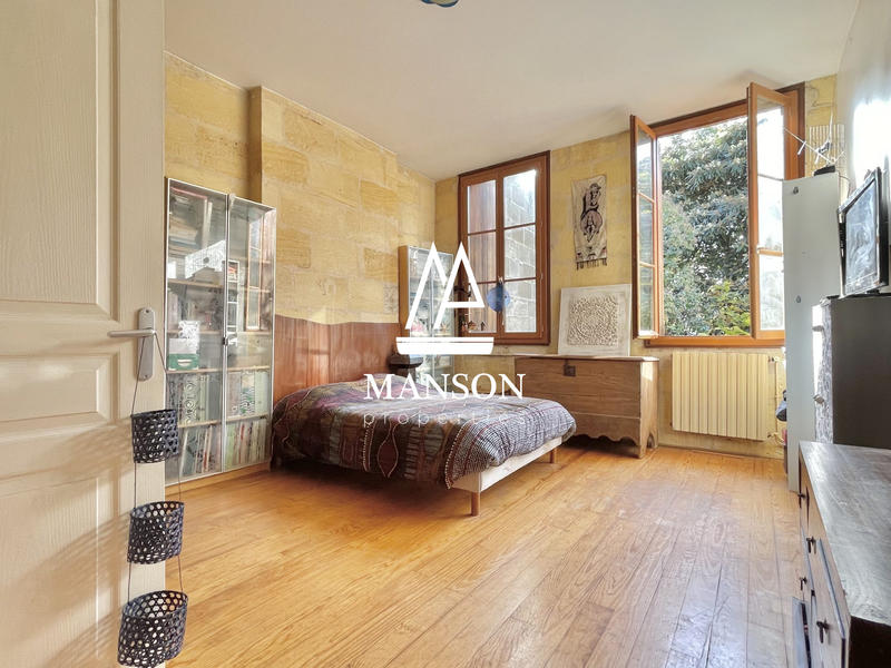 Appartement - 125 m² - 4 pièces