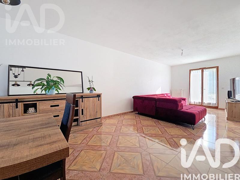 Maison - 189 m² - 9 pièces