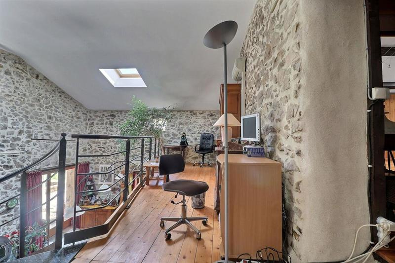 Maison - 450 m² - 14 pièces