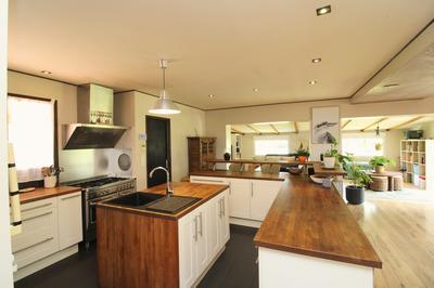 Maison traditionnelle - 165 m² - 6 pièces