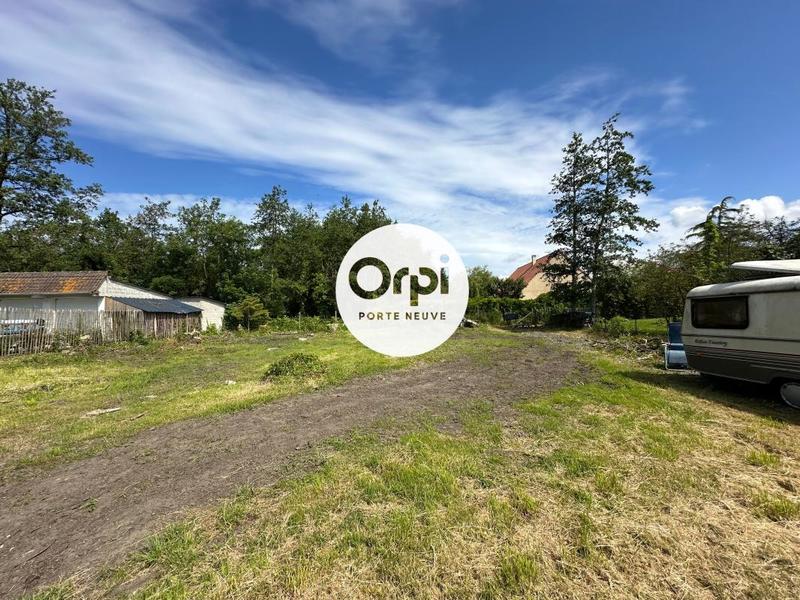 Terrain constructible - 850 m²