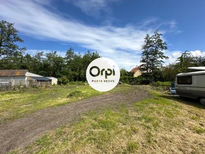 Terrain constructible - 850 m²