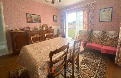 Maison - 91 m² - 5 pièces