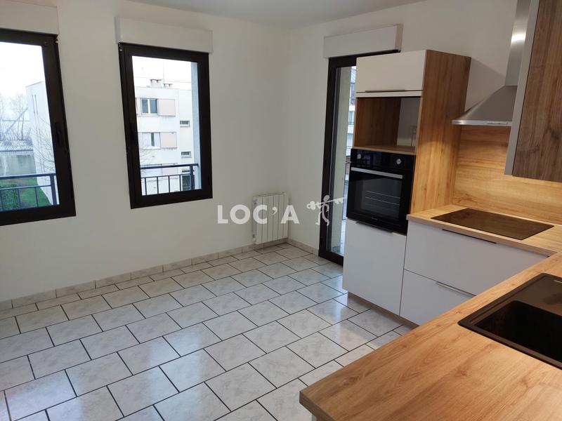 Appartement - 93 m² - 4 pièces