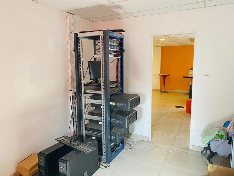 Bureau - 197 m² - 4 pièces