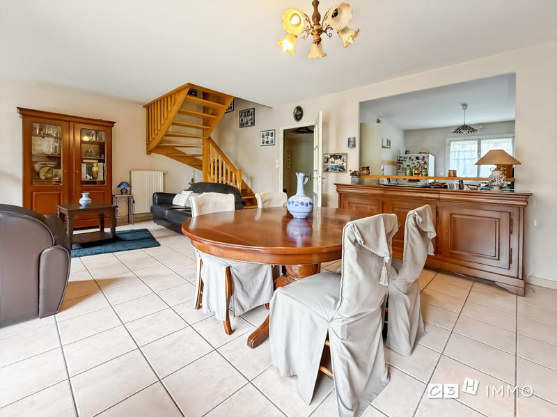 Maison - 101 m² - 5 pièces