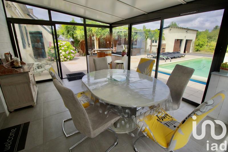 Maison - 163 m² - 8 pièces