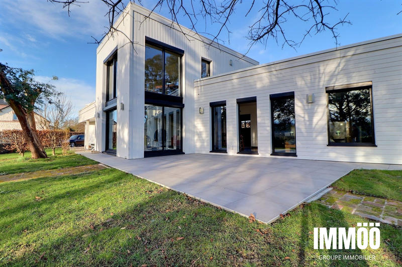 Maison contemporaine - 118 m² - 4 pièces