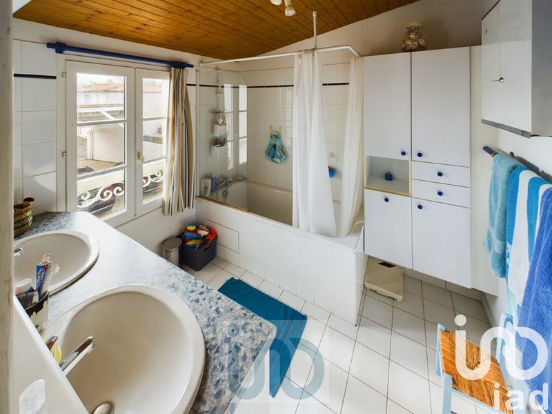 Maison - 93 m² - 4 pièces