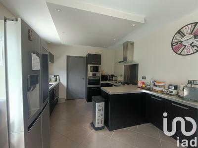 Maison - 122 m² - 5 pièces