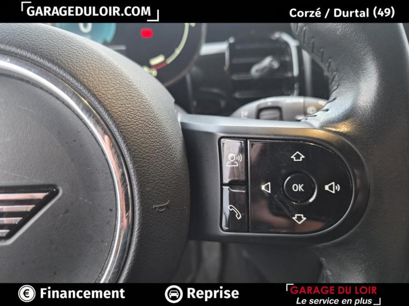 Mini Mini IV Cooper Essential 136 ch Bva7