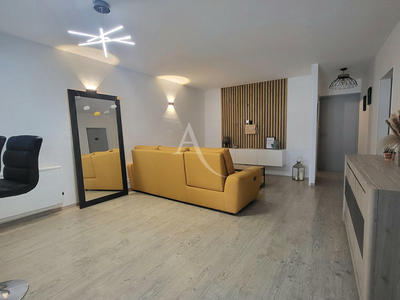 Appartement - 70 m² - 3 pièces