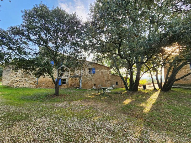 Propriété - 400 m² - 13 pièces